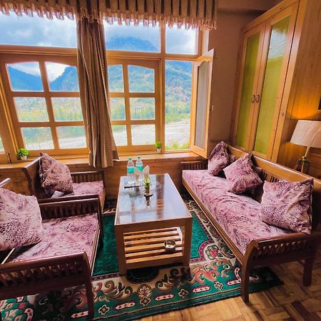 Snow Clad Riverview Hotel & Resort, Manali 외부 사진